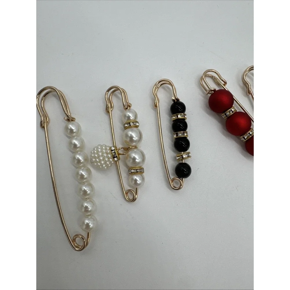 Vintage Beaded Safety Pin Brooch Lot‎ Of 18